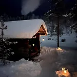 Saariselaellae, Sielukas Hirsimoekki - Unique *