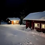 Saariselaellae, Sielukas Hirsimoekki - Unique