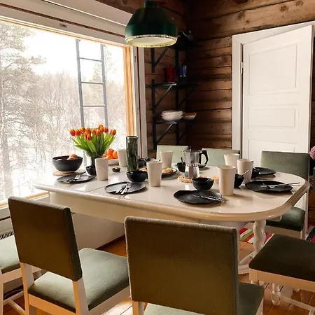 Saariselaellae, Sielukas Hirsimoekki - Unique * Саариселькя