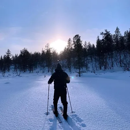Saariselaellae, Sielukas Hirsimoekki - Unique * Saariselkä