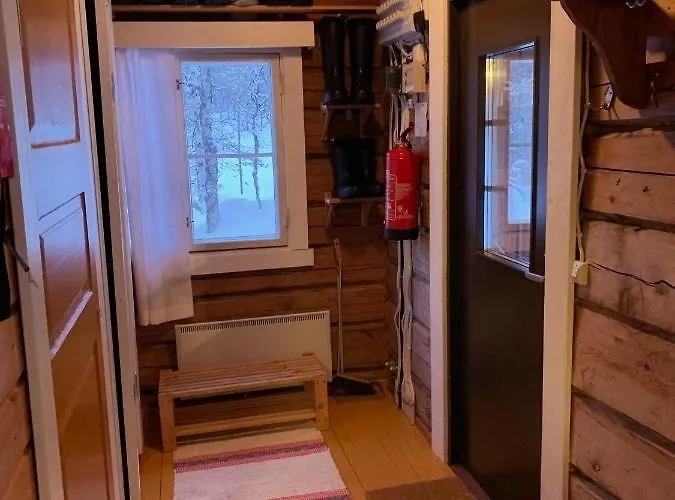 Saariselaellae, Sielukas Hirsimoekki - Unique *